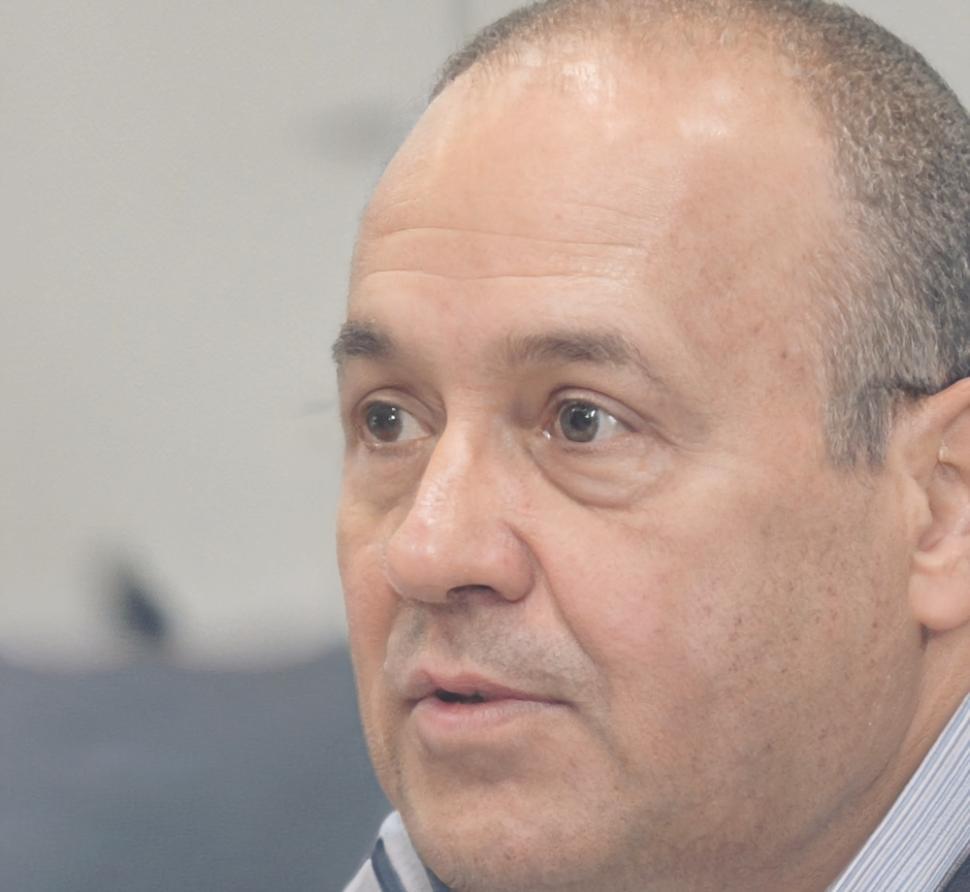 Portrait de Grégoire Lamoureux, expert en finances personnelles